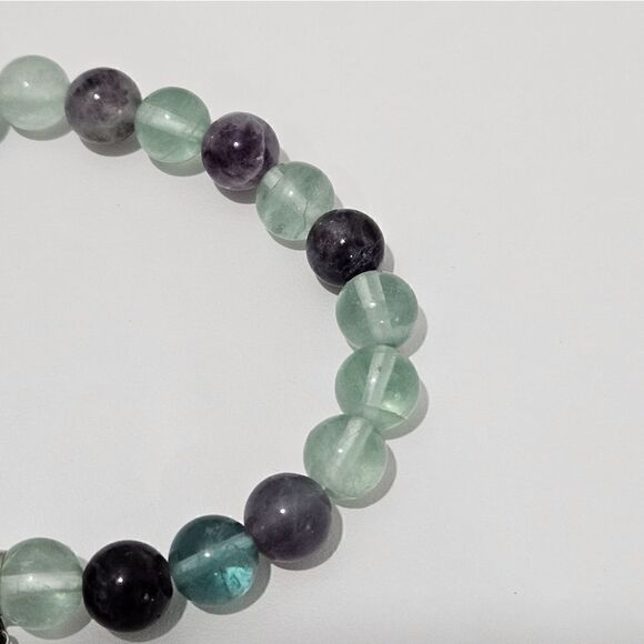 NWOT, Natural fluorite bracelet - Picture 3 of 3